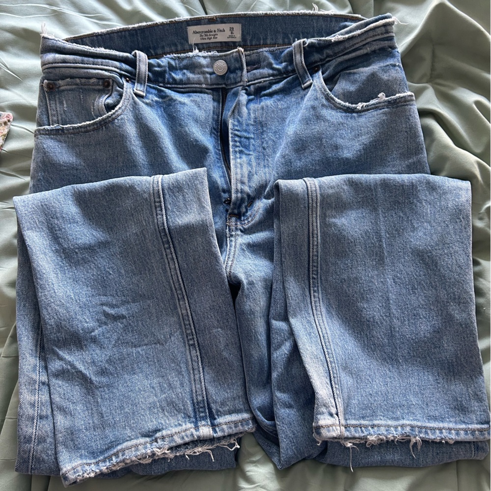 90s ultra high rise, the 90s straight jean - very good condition